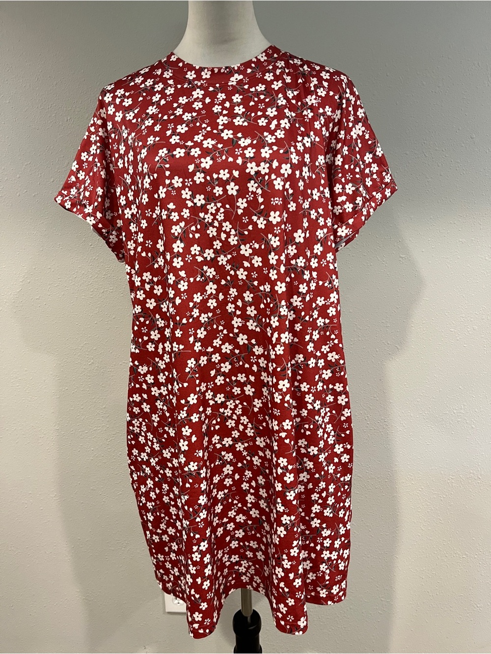 Temofon Red Floral Crewneck short sleeves oversized mini dress size large